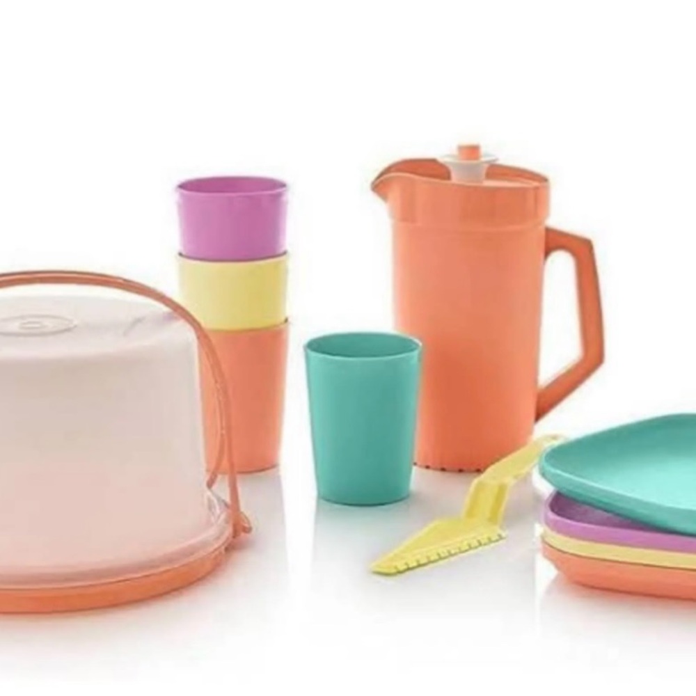 Colorful Kitchenware Set